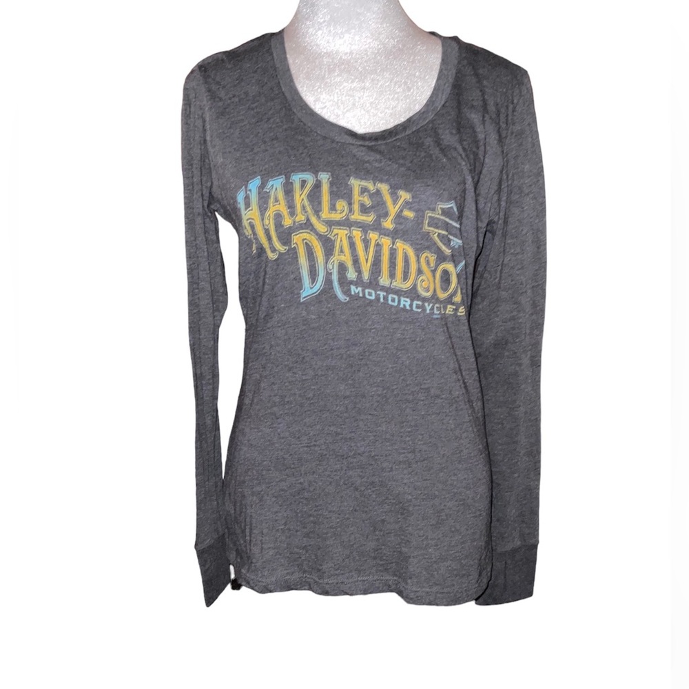 Size medium Harley Davidson shirt